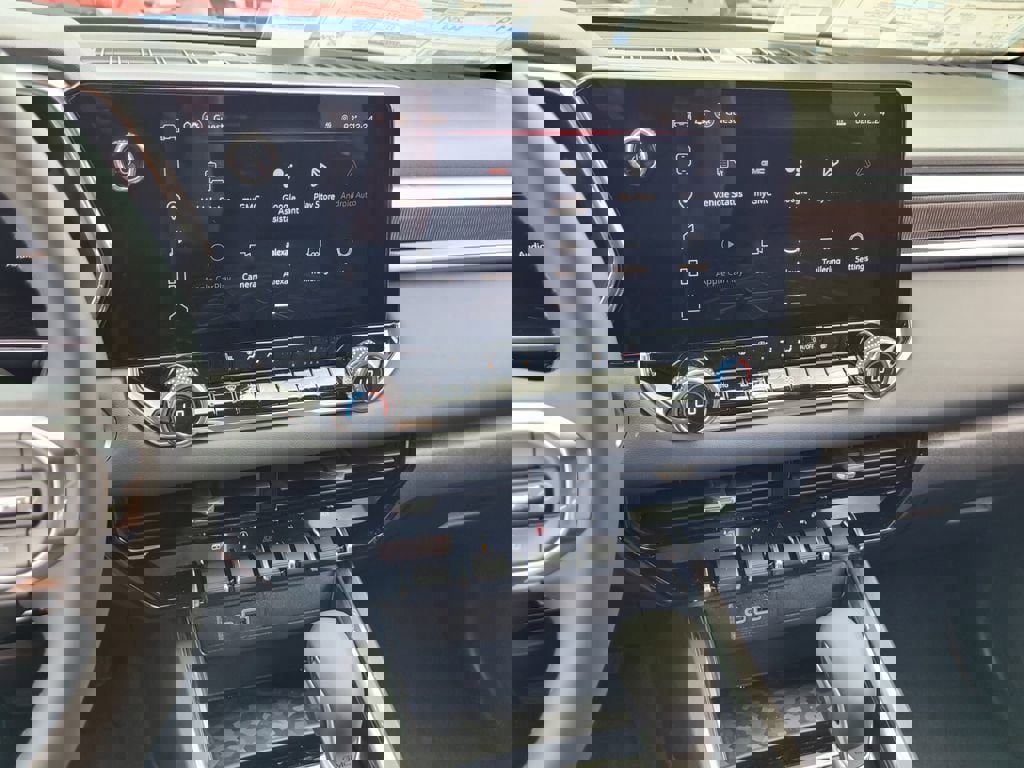 New 2025 GMC Canyon Elevation w/ Convenience Package image 18