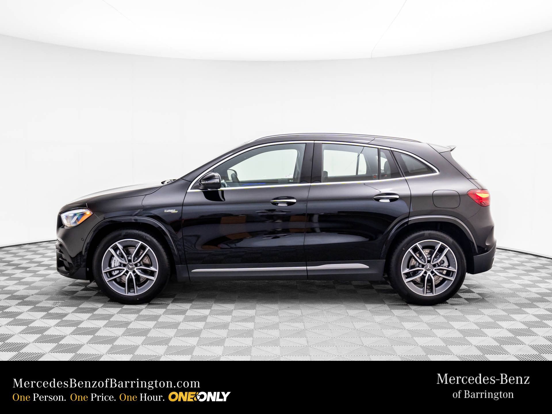 New 2026 Mercedes-Benz GLA 35 AMG 4MATIC video 2