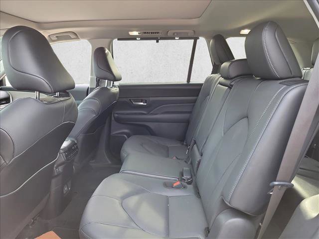 Used 2026 Toyota Grand Highlander FWD image 14