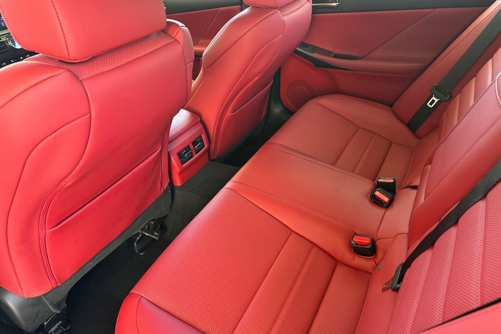 Used 2024 Lexus IS 500 RWD image 13