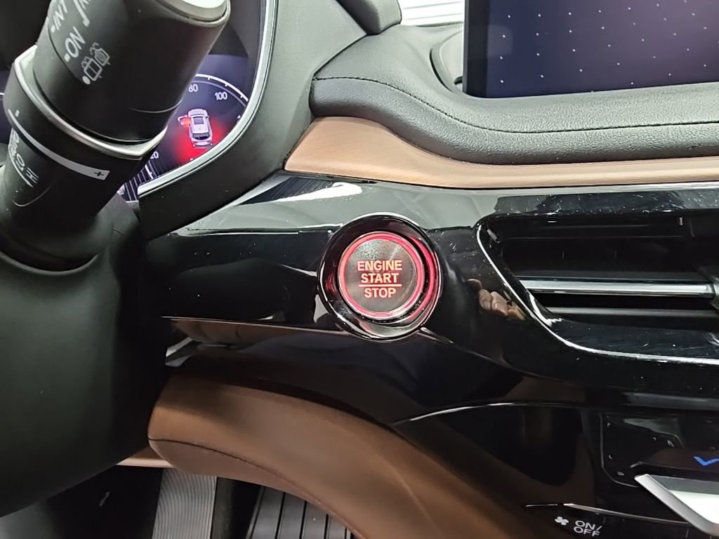 Used 2023 Acura MDX FWD w/ Technology Package image 24