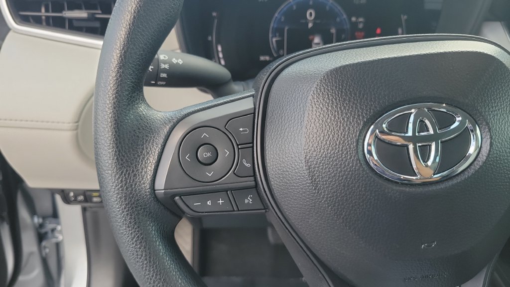 Used 2026 Toyota Corolla Cross L FWD image 18