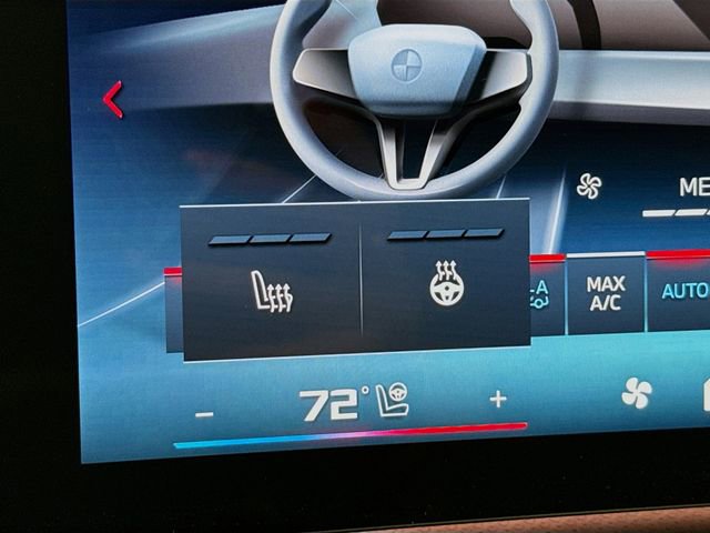 Used 2025 BMW X2 M35i w/ Premium Package image 21