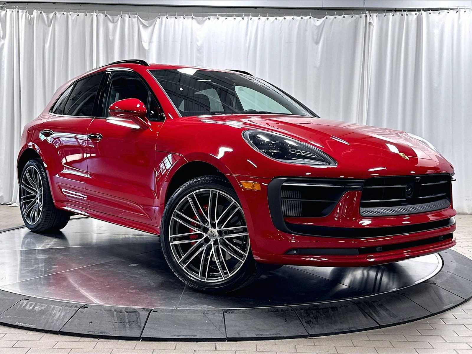 Used 2026 Porsche Macan S AWD/4WD image 12