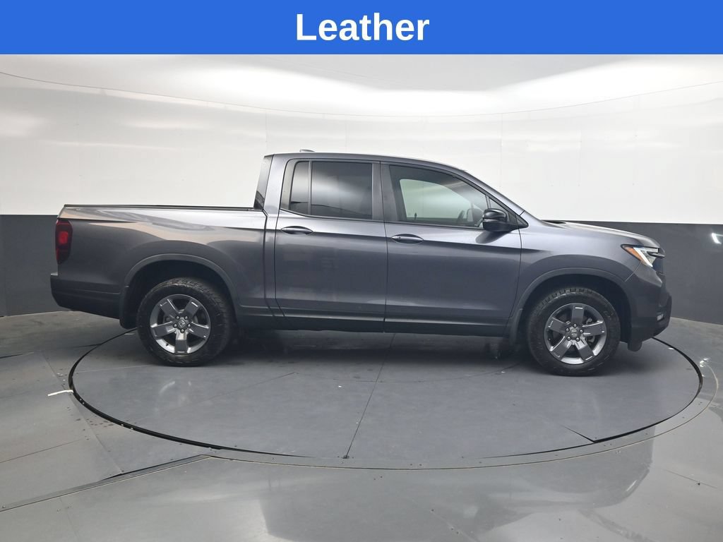 Used 2024 Honda Ridgeline TrailSport image 3