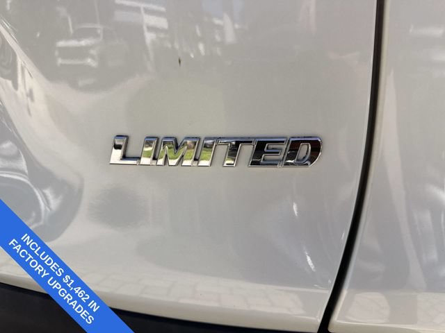 Used 2021 Toyota RAV4 Limited FWD image 38