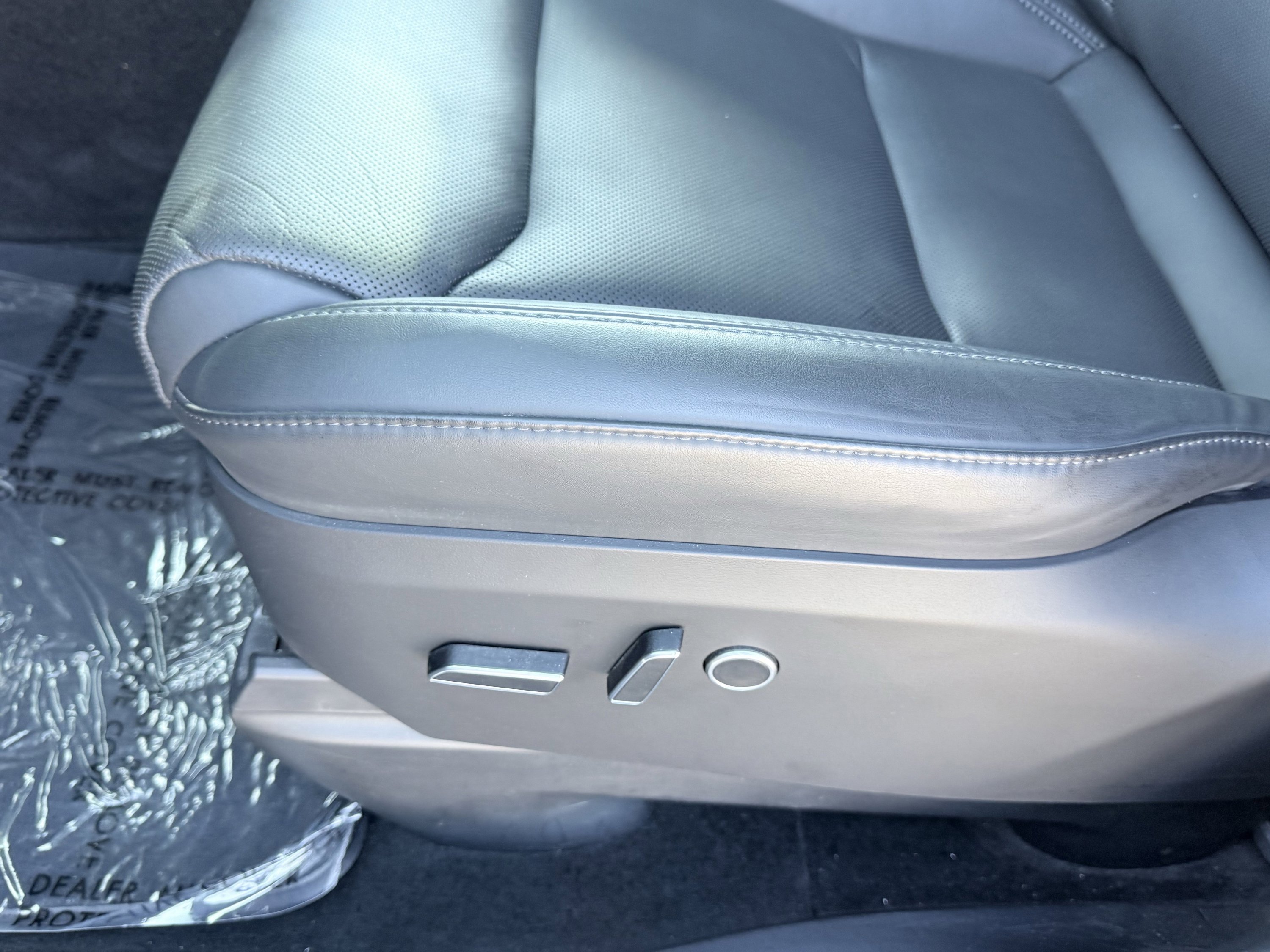 Used 2024 Tesla Model X Long Range image 31