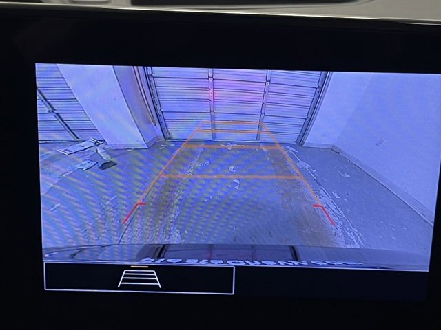 Used 2025 Chevrolet Trax LS w/ LS Convenience Package image 4