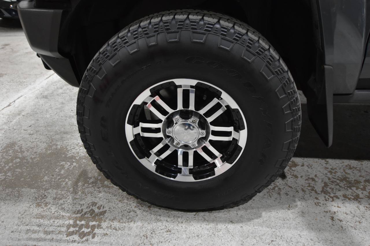 Used 2009 HUMMER H3 Luxury AWD/4WD image 40
