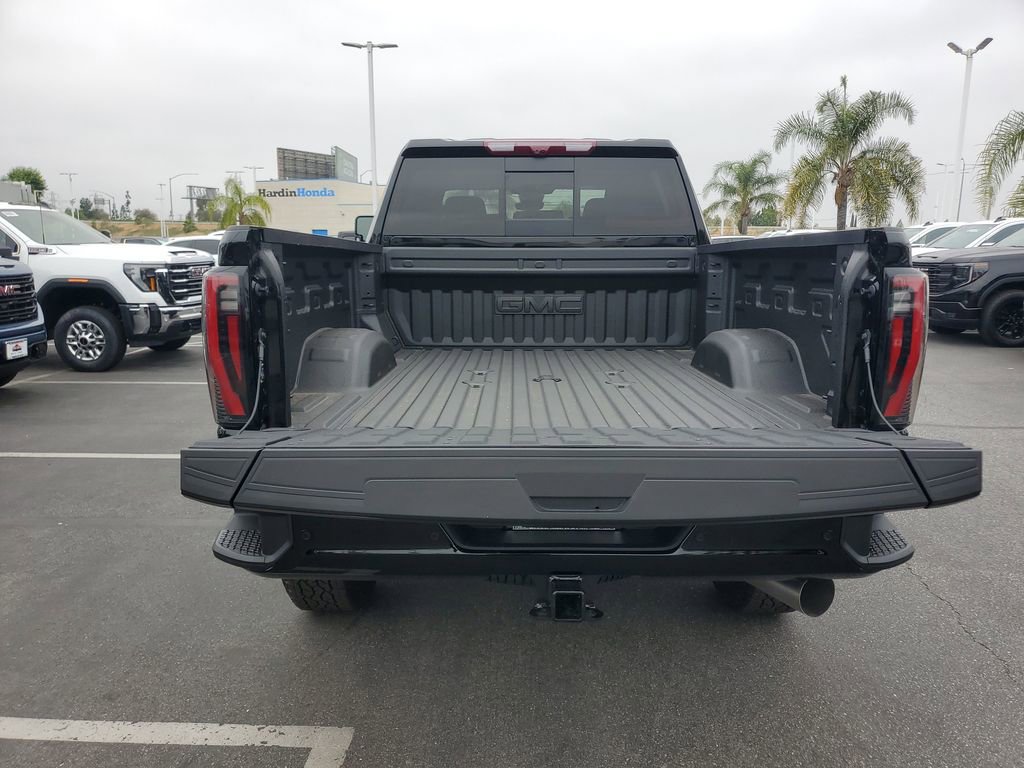 New 2026 GMC Sierra 2500 AT4 w/ AT4 Premium Plus Package AWD/4WD image 5