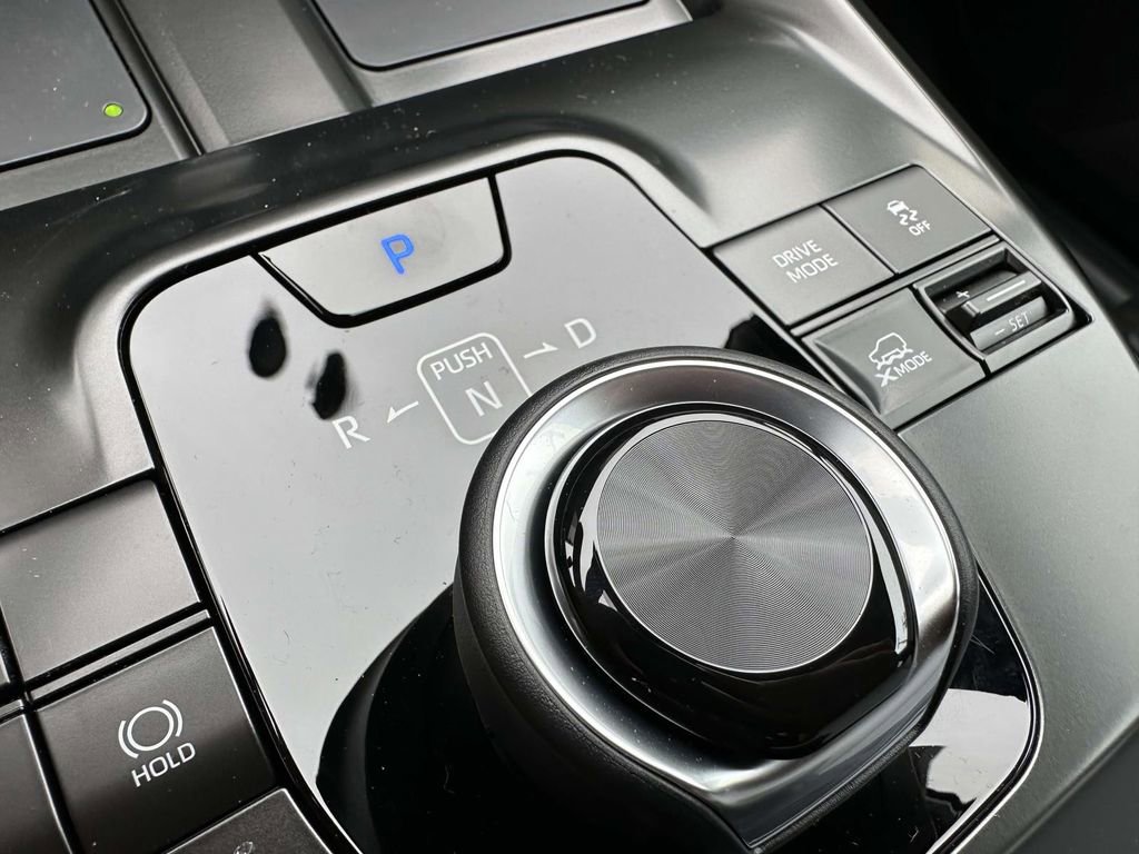 New 2026 Subaru Solterra Premium image 17