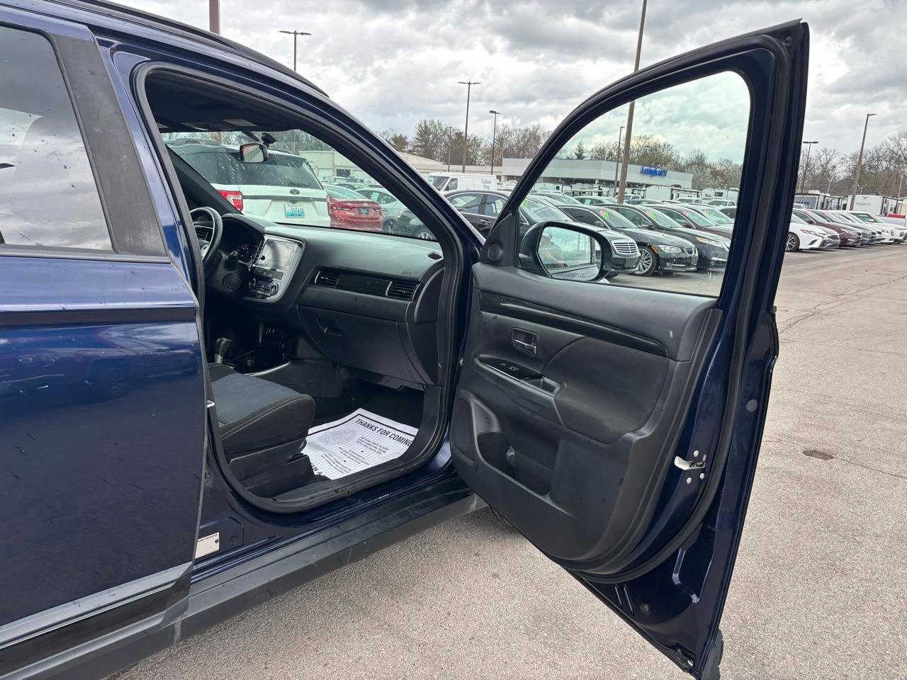 Used 2018 Mitsubishi Outlander LE AWD/4WD image 9