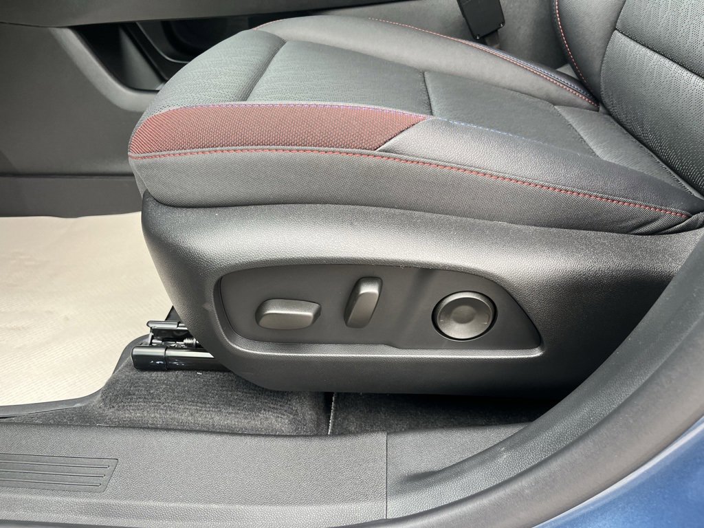 New 2026 Chevrolet Equinox RS w/ Convenience Package III image 12