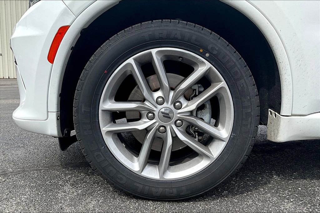 Used 2023 Dodge Durango GT image 9
