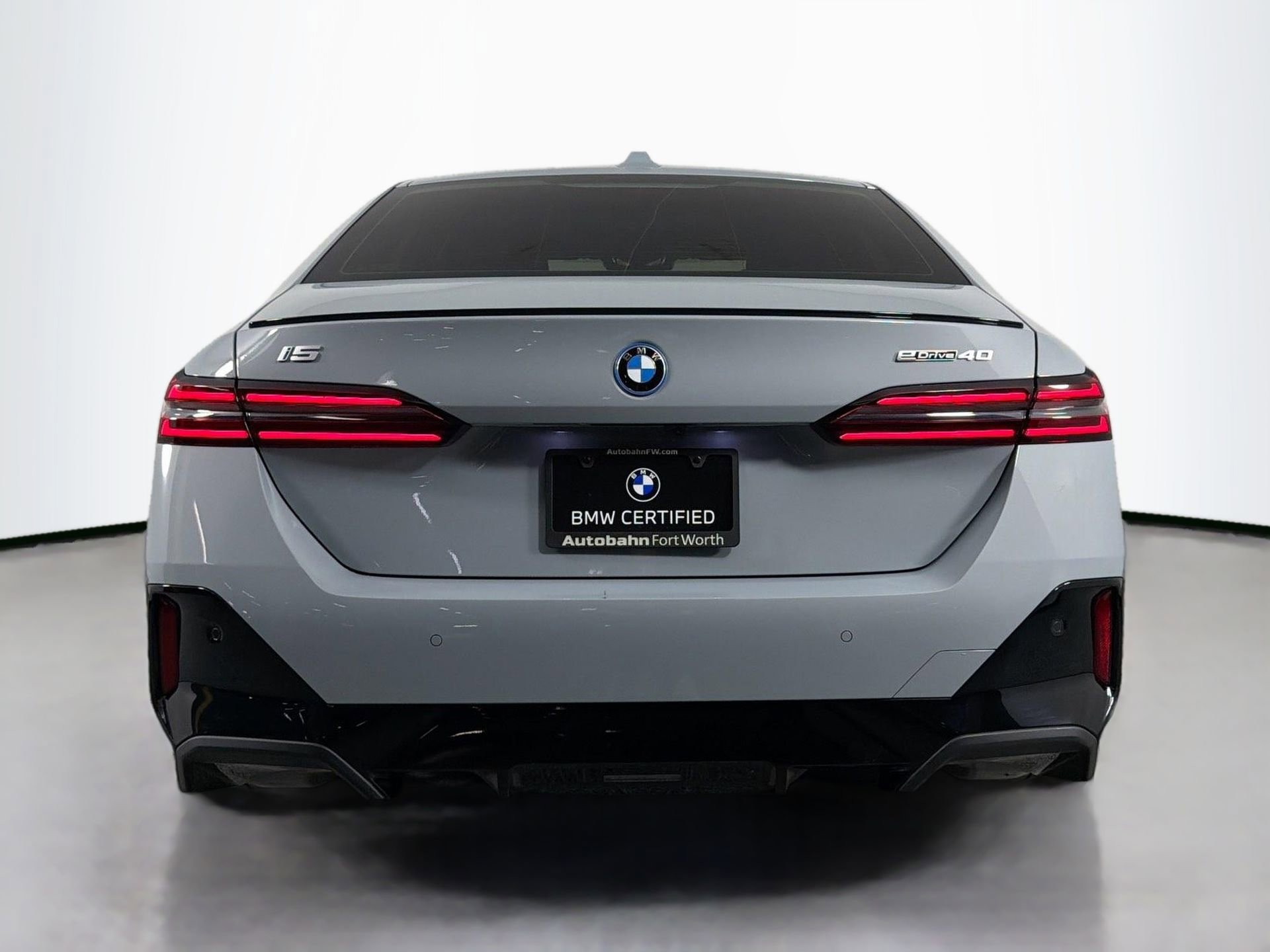 Certified 2025 BMW i5 eDrive40i w/ M Sport Package image 7