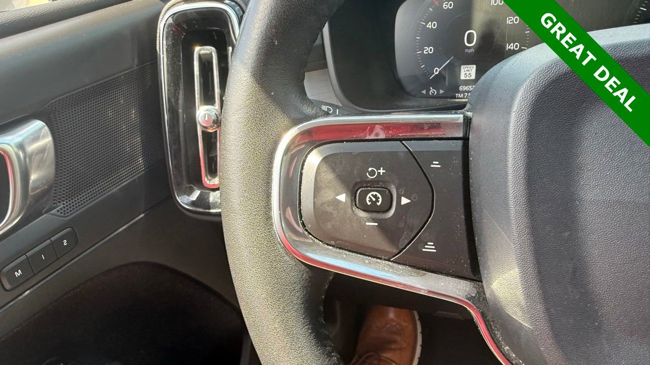 Used 2019 Volvo XC40 T5 Momentum AWD/4WD image 20