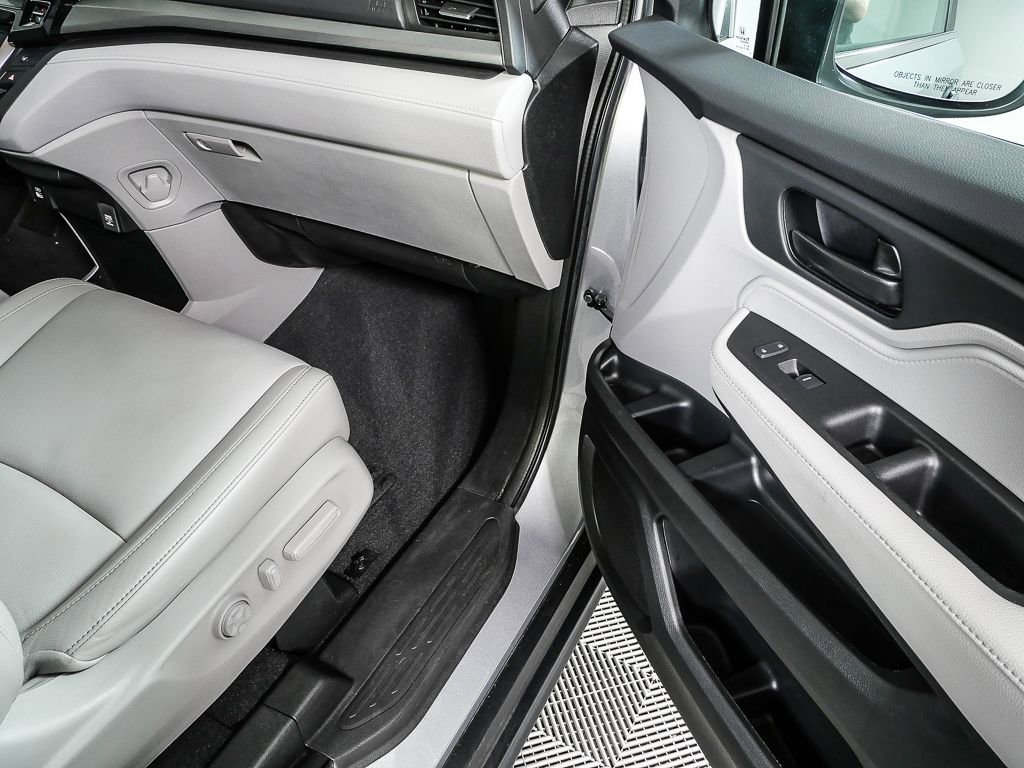 Used 2022 Honda Odyssey EX-L image 24