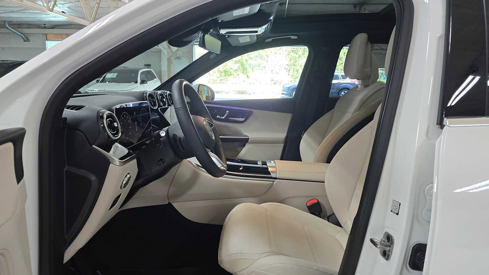 Used 2026 Mercedes-Benz GLC 300 4MATIC image 20