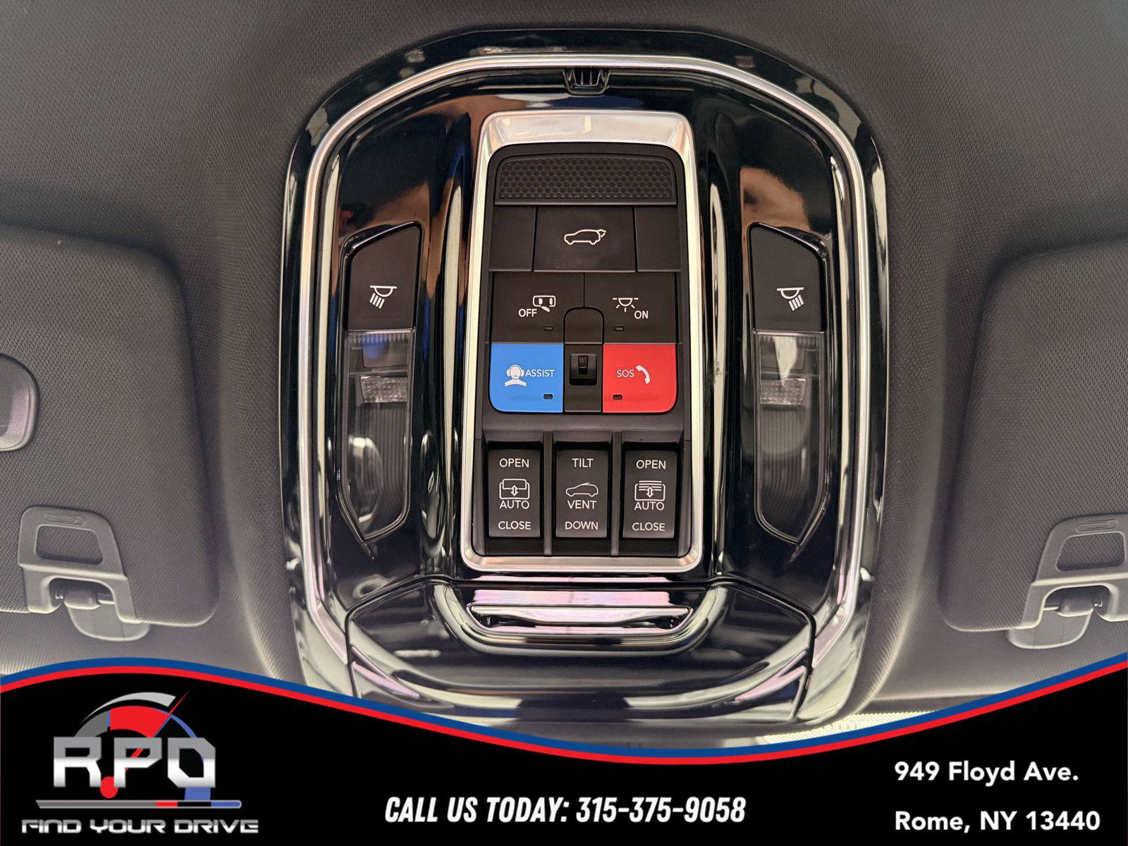 Used 2022 Jeep Grand Cherokee L Overland AWD/4WD image 25