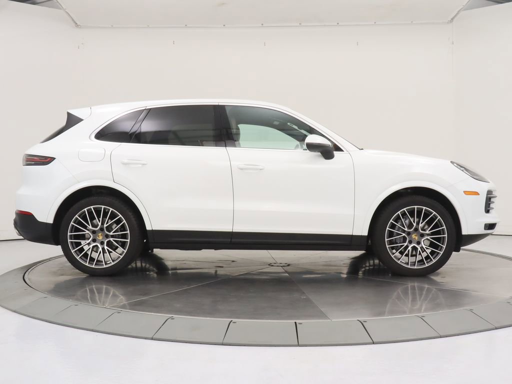 Used 2020 Porsche Cayenne AWD/4WD image 6
