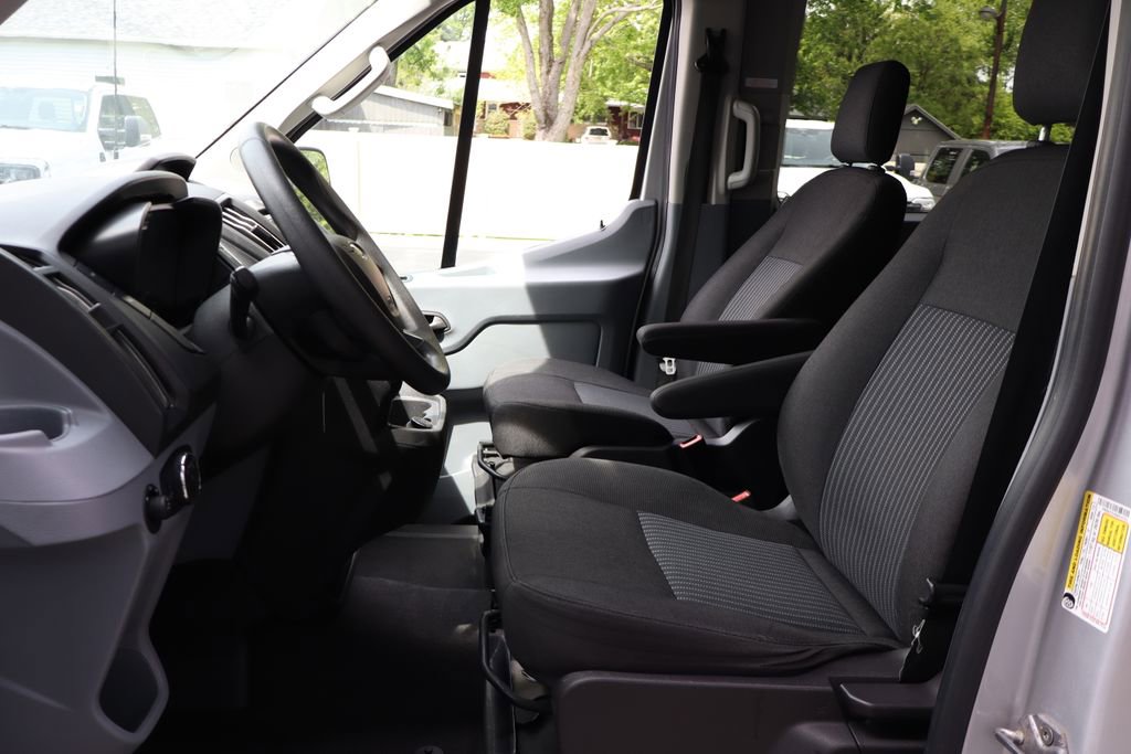 Used 2019 Ford Transit 350 XLT RWD image 19