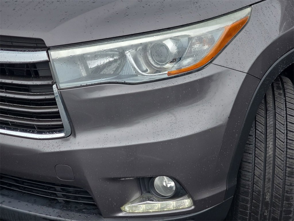 Used 2015 Toyota Highlander Limited image 33