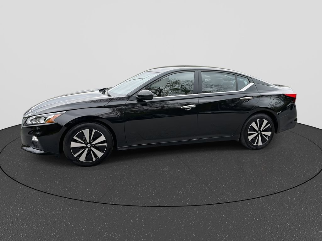 Used 2022 Nissan Altima 2.5 SV FWD image 5