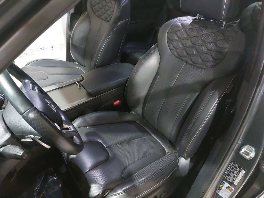 Used 2022 Hyundai Palisade Calligraphy image 16