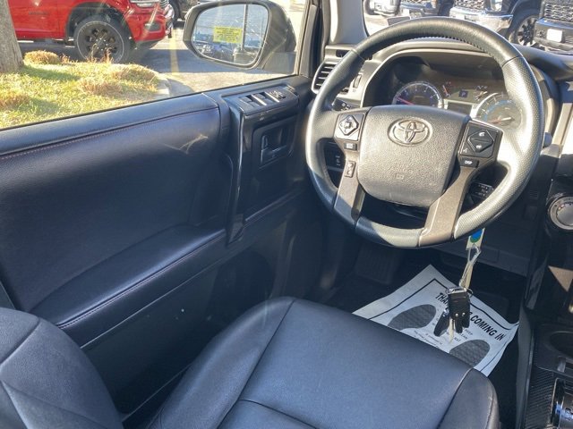 Used 2018 Toyota 4Runner TRD Off-Road Premium image 35