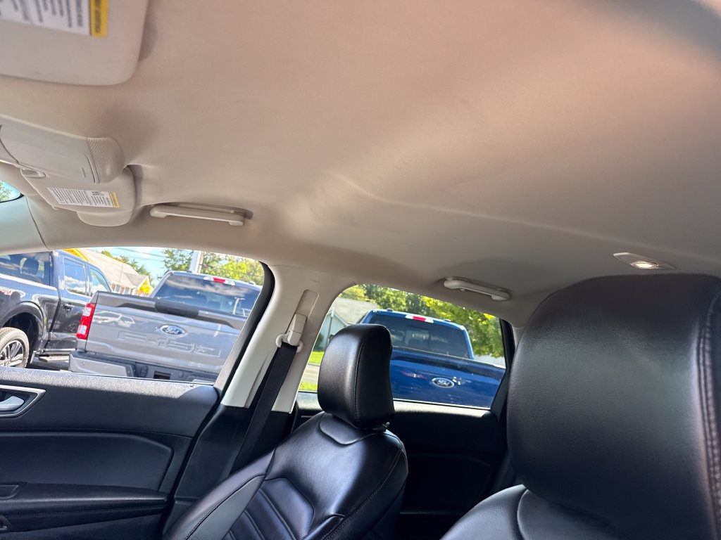 Used 2024 Ford Edge SEL AWD/4WD image 23