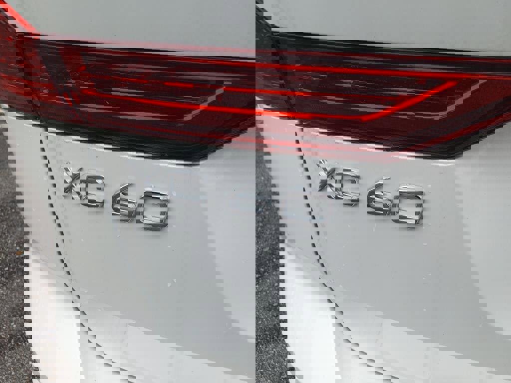 New 2025 Volvo XC60 T8 Core w/ Protection Package Premier image 5