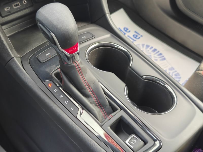 Used 2024 Chevrolet Equinox RS image 40