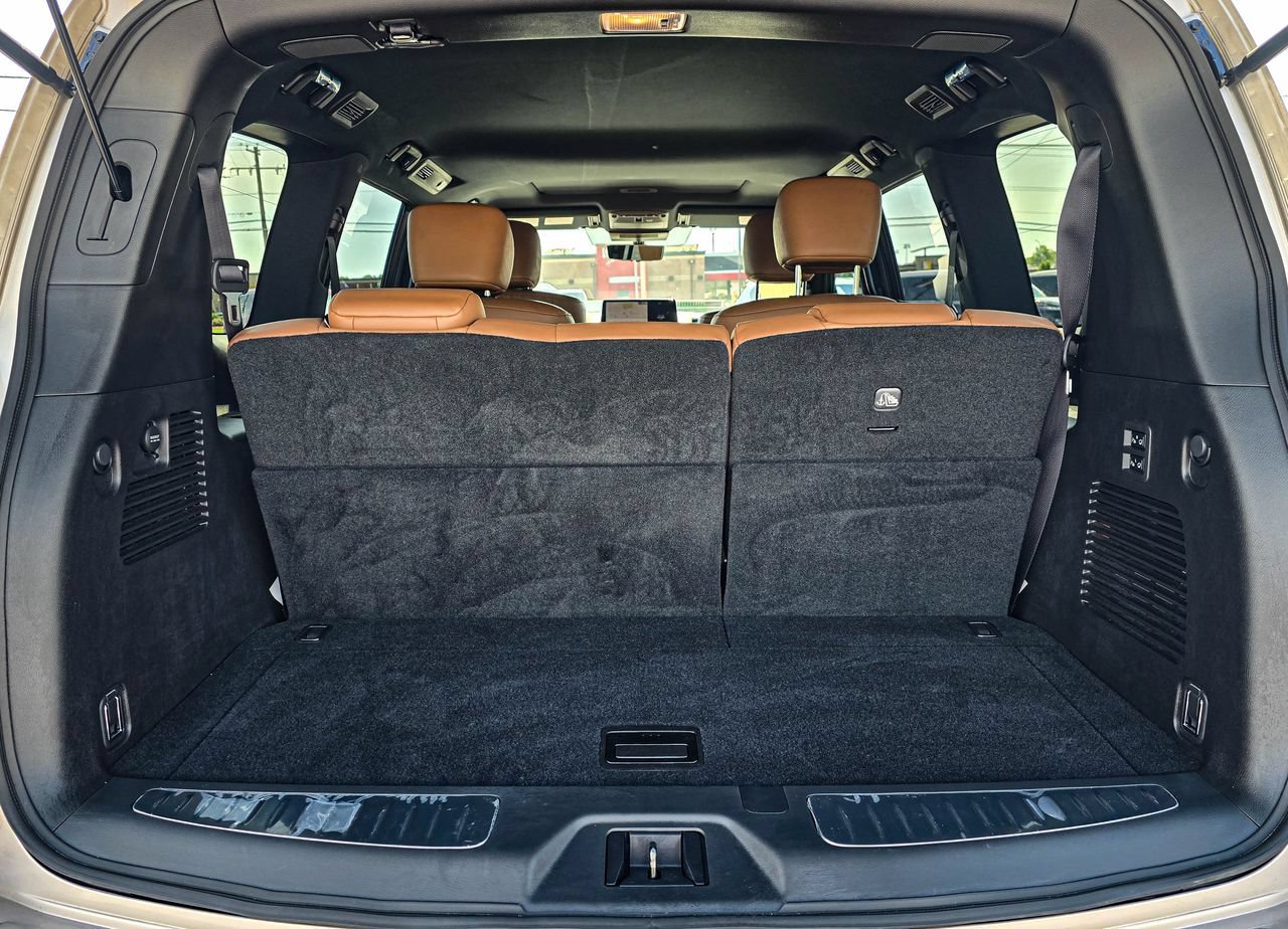 Certified 2024 INFINITI QX80 Sensory AWD/4WD image 38