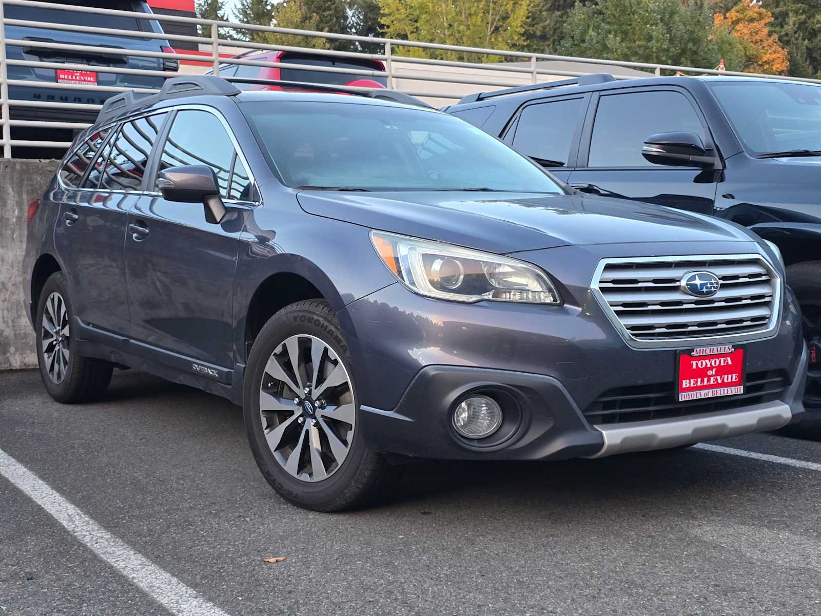 Used 2017 Subaru Outback 2.5i Limited AWD/4WD image 3