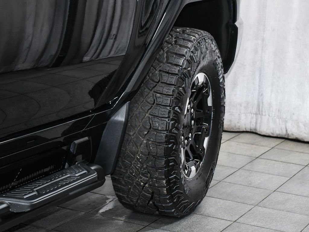 Used 2025 GMC Hummer EV 2X w/ Extreme Off-Road Package AWD/4WD image 75