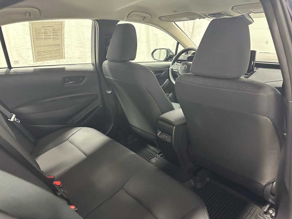 Used 2025 Toyota Corolla LE w/ LE Premium Package image 52