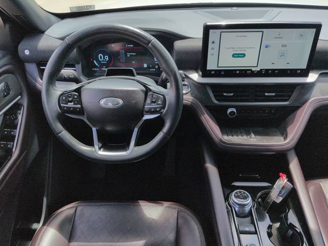 Used 2025 Ford Explorer Platinum RWD image 19