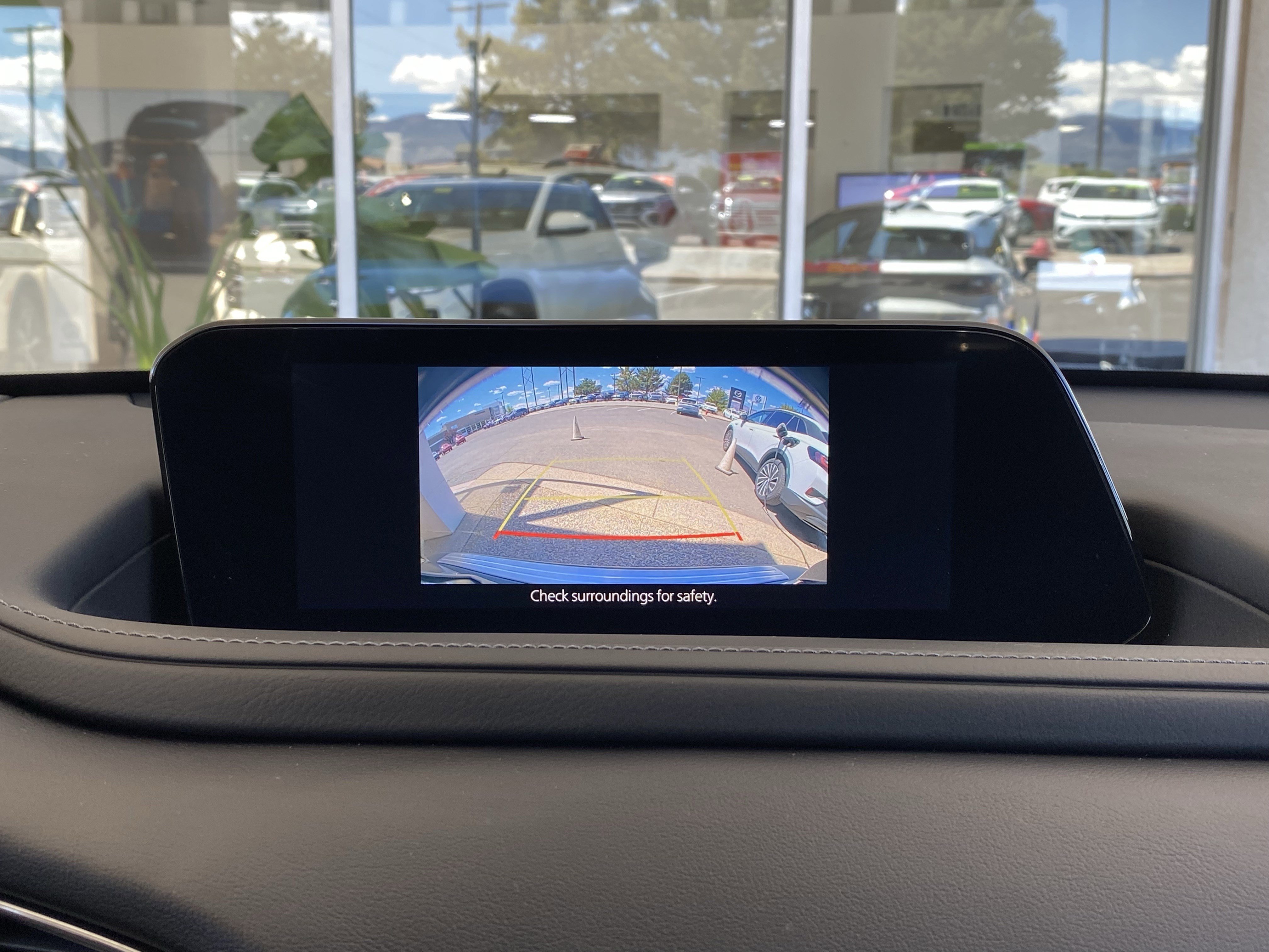 Certified 2025 MAZDA CX-30 AWD 2.5 S w/ Preferred Package image 4