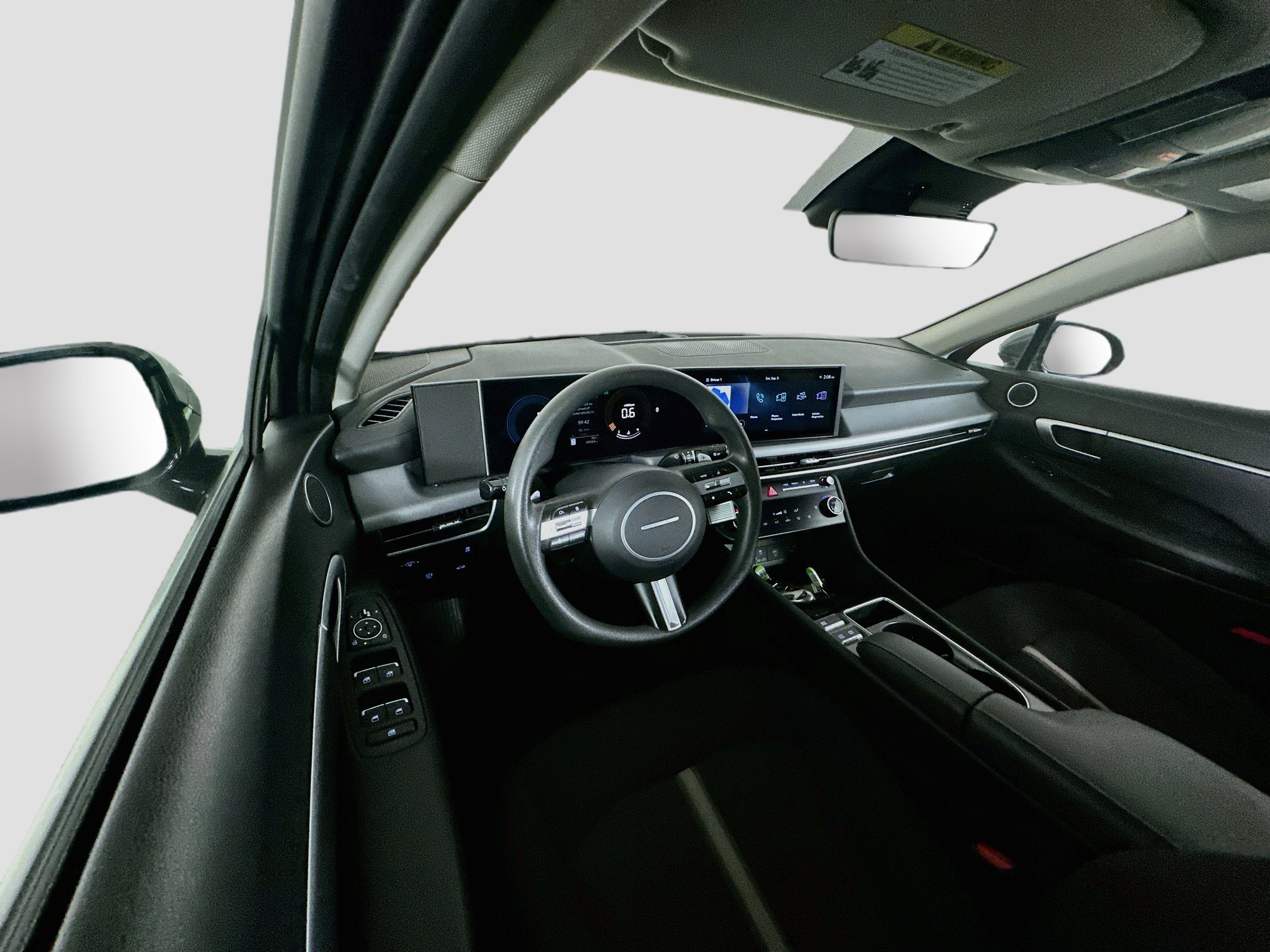 Used 2025 Hyundai Sonata SEL FWD image 18