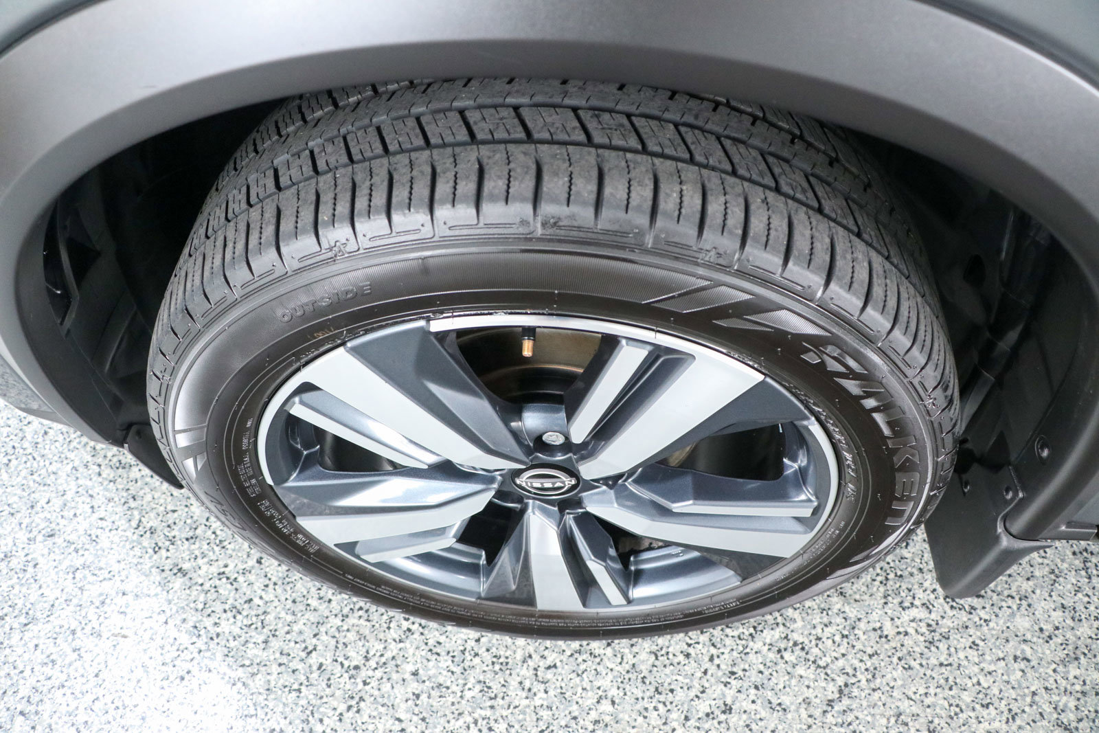 Used 2023 Nissan Rogue Platinum w/ Platinum Premium Package image 11