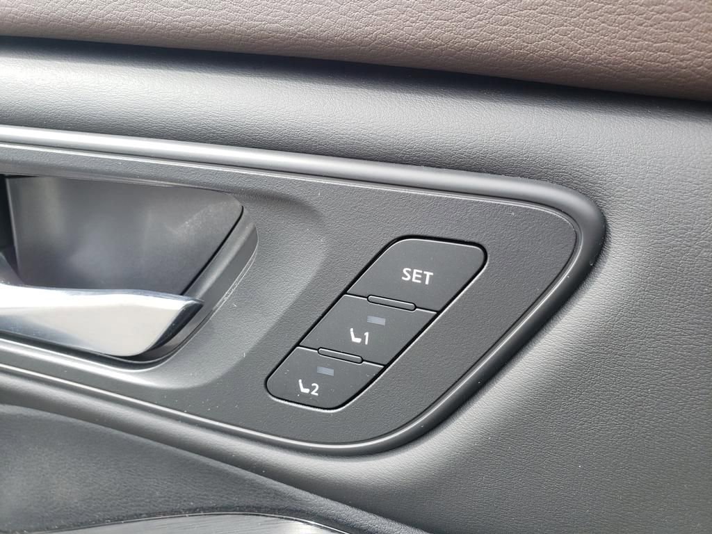 Certified 2023 Nissan Rogue SL w/ SL Premium Package image 30