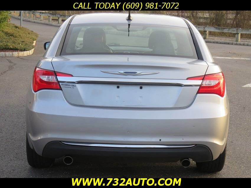 Used 2014 Chrysler 200 Limited w/ Sun/Sound Group FWD image 8