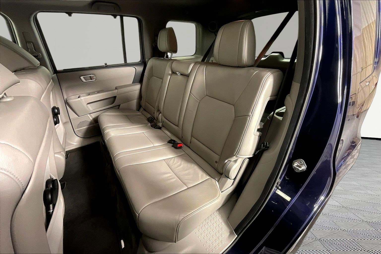 Used 2014 Honda Pilot Touring image 22