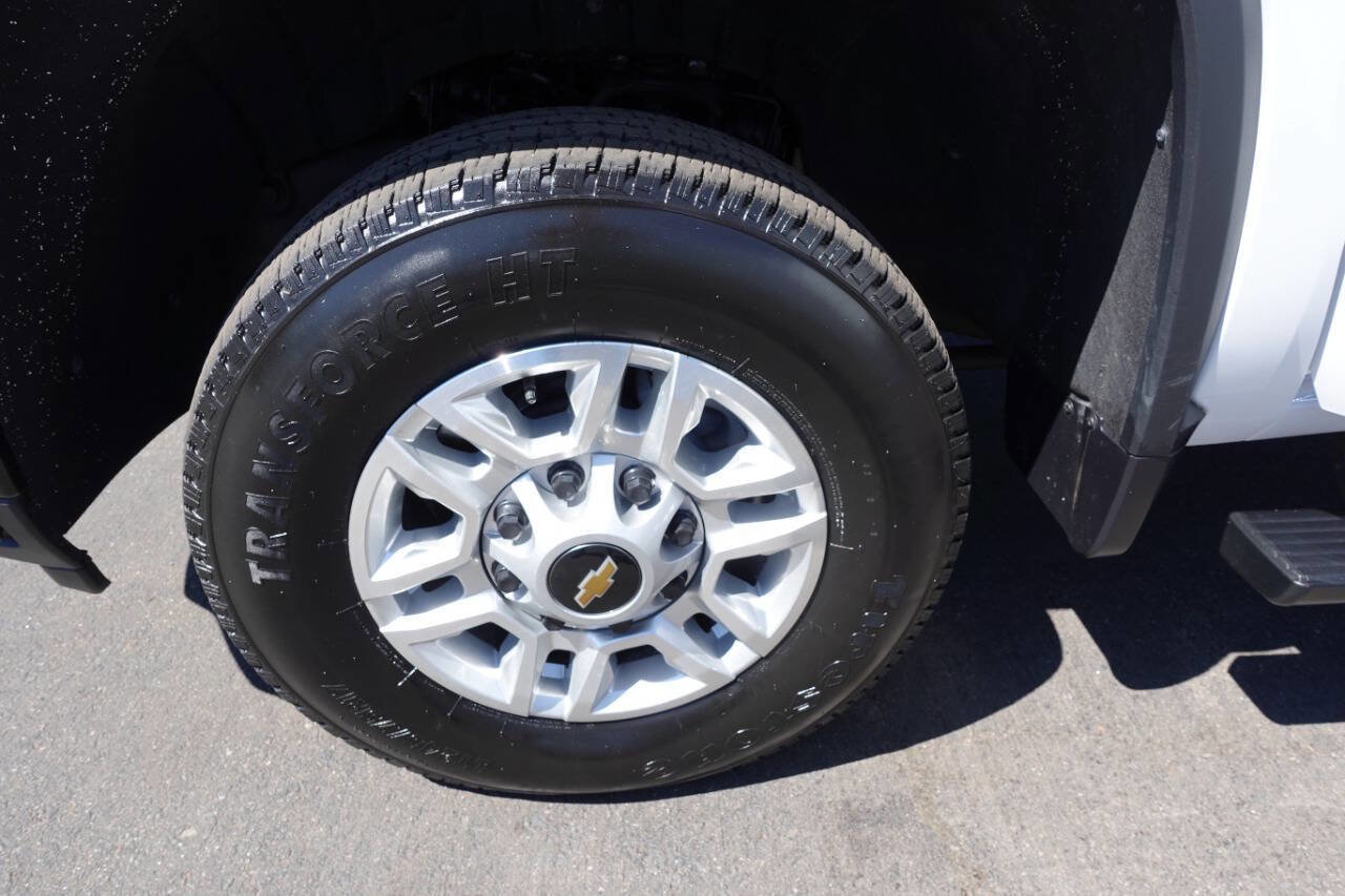 Used 2025 Chevrolet Silverado 2500 W/T AWD/4WD image 55