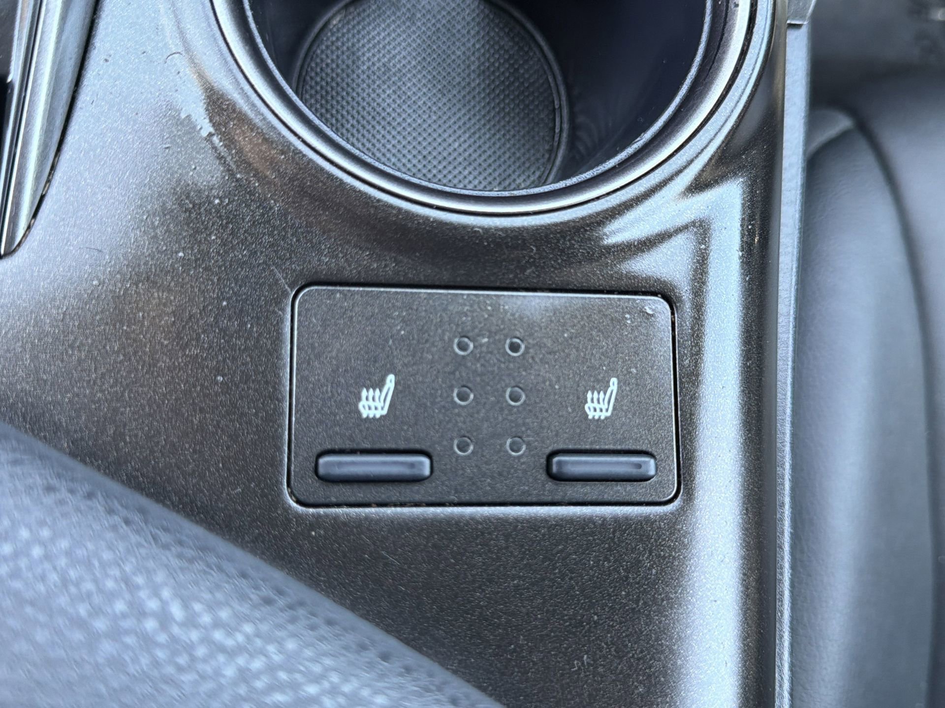 Used 2024 Toyota Camry XSE FWD image 10