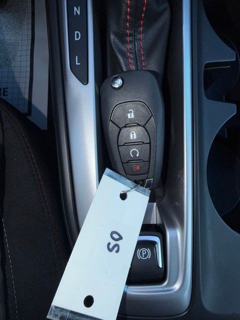 Used 2024 Chevrolet Trax RS w/ Driver Confidence Package FWD image 30