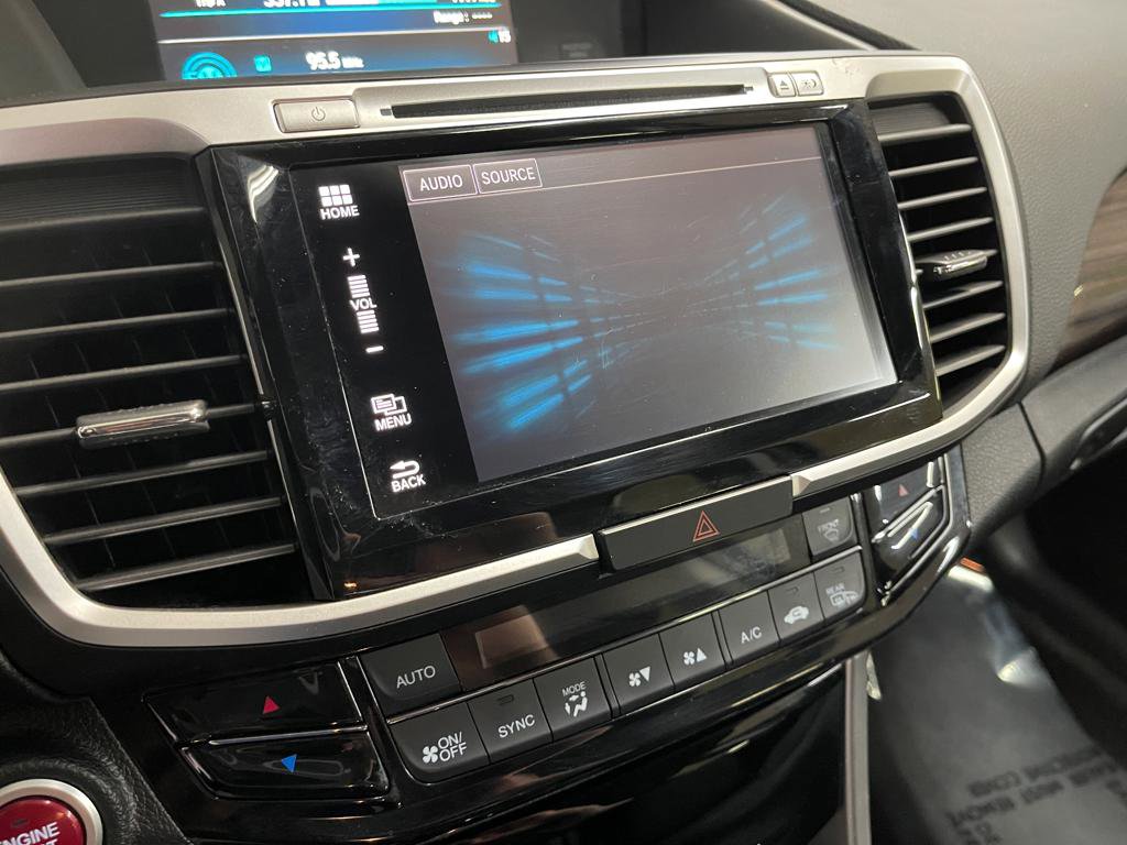 Used 2016 Honda Accord EX image 26