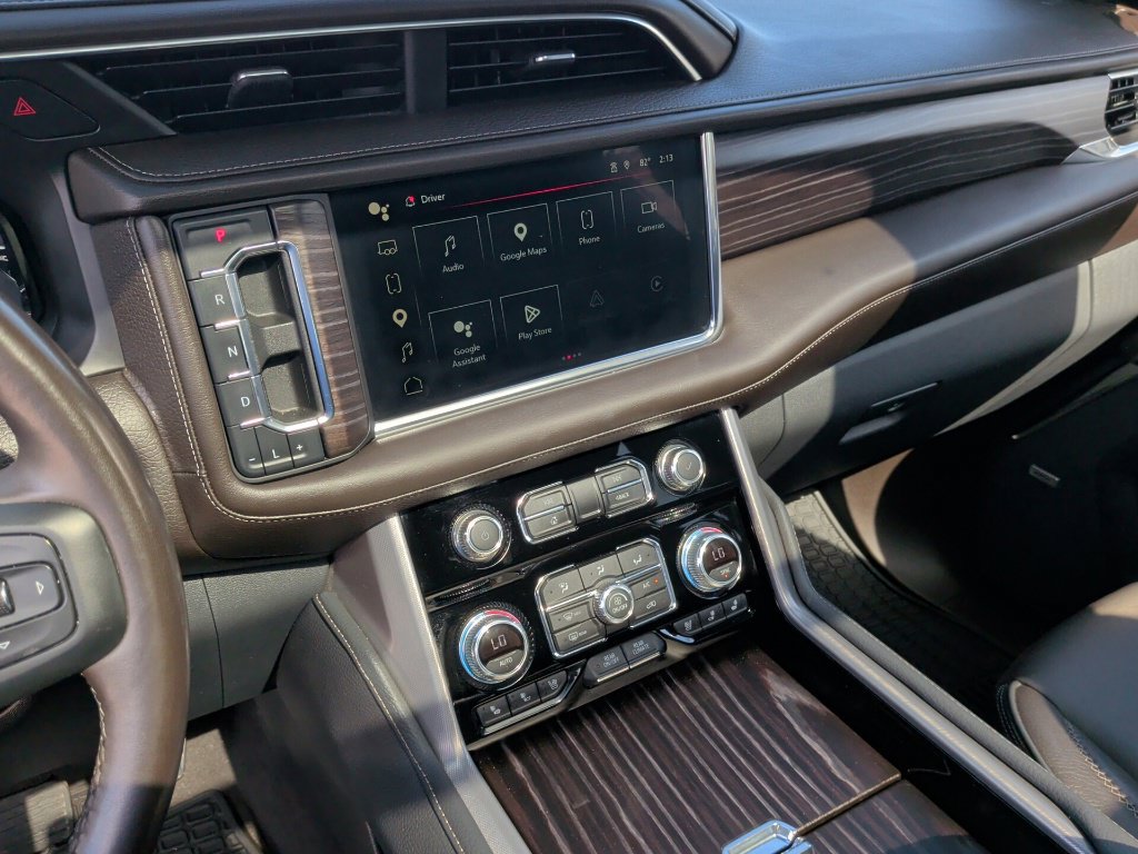 Used 2022 GMC Yukon Denali AWD/4WD image 25