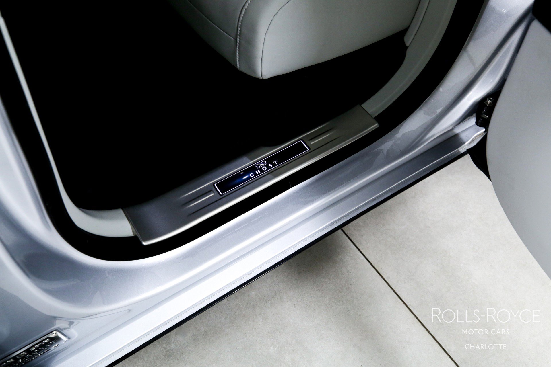 Used 2022 Rolls-Royce Ghost Black Badge AWD/4WD image 23