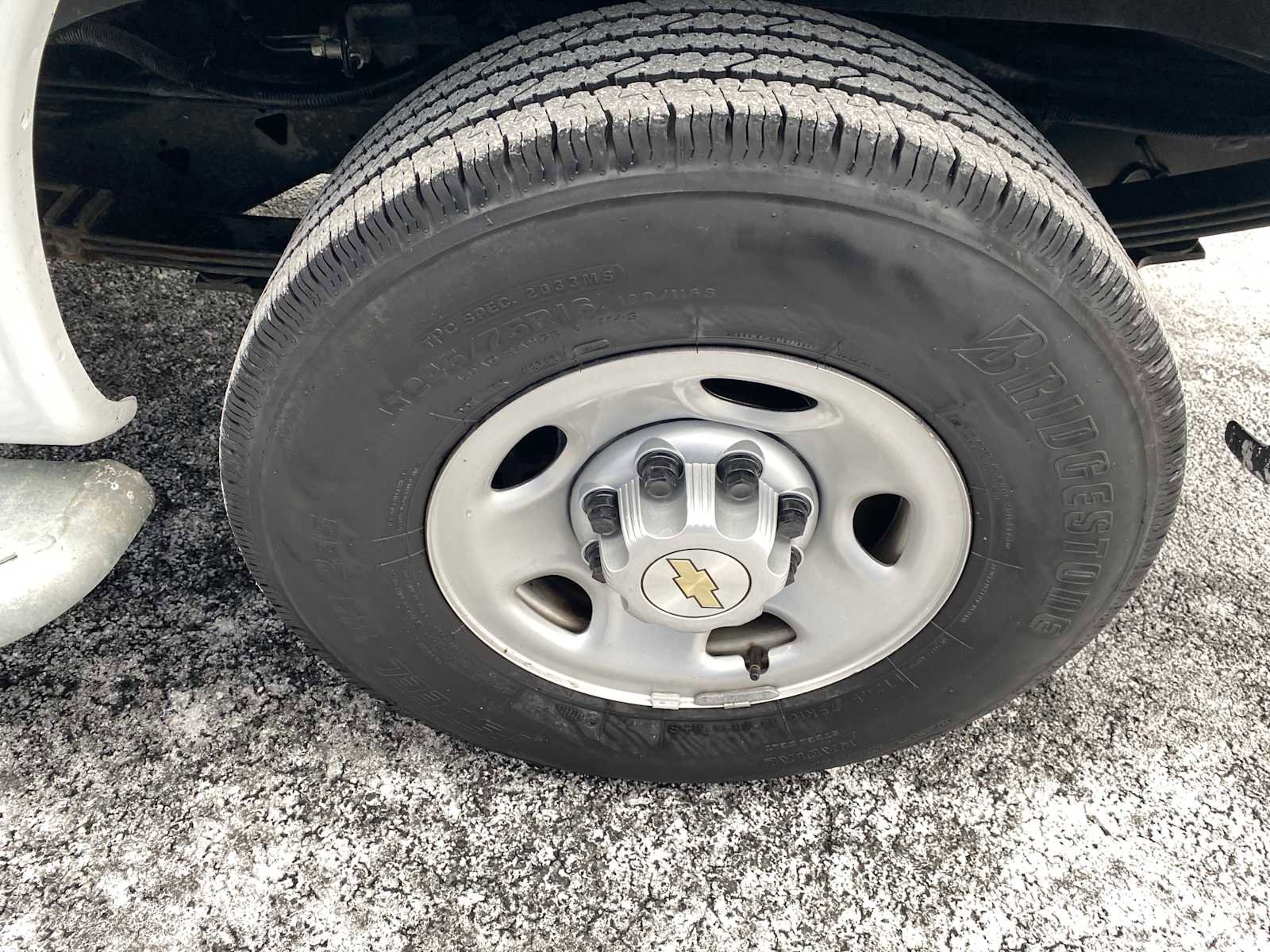 Used 2024 Chevrolet Express 2500 w/ Driver Convenience Package image 37